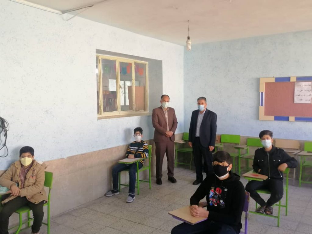 ارزیابی دانش آموزان منتخب برنامه ملی شهاب شهرستان مرودشت
